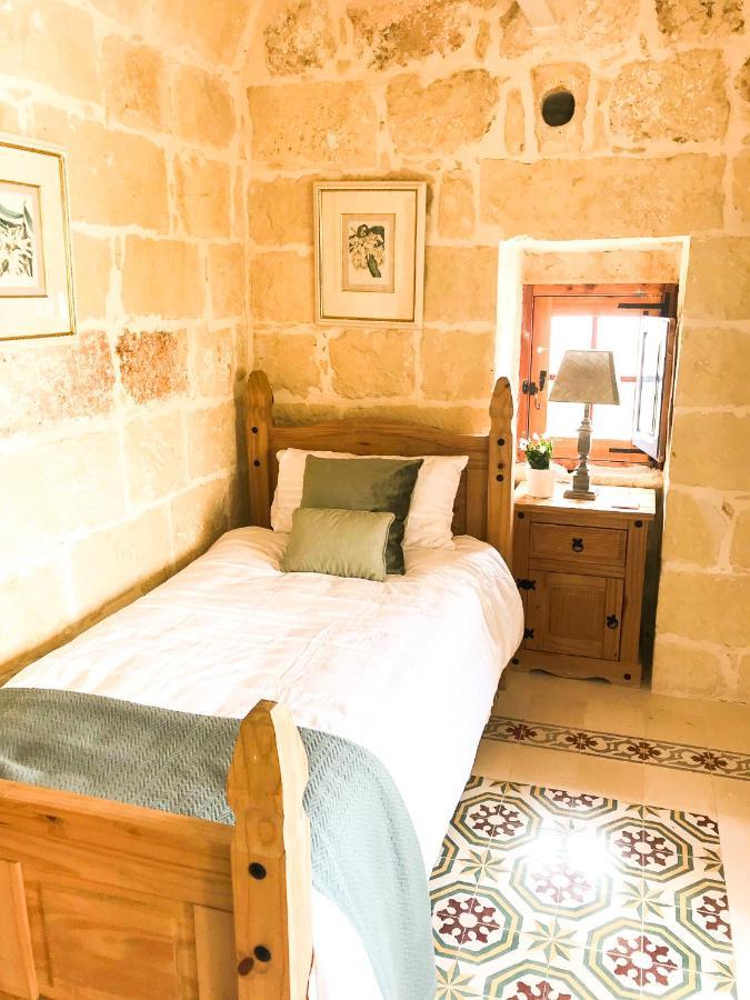 דירות Xagħra L'Gharix Temple Retreat מראה חיצוני תמונה