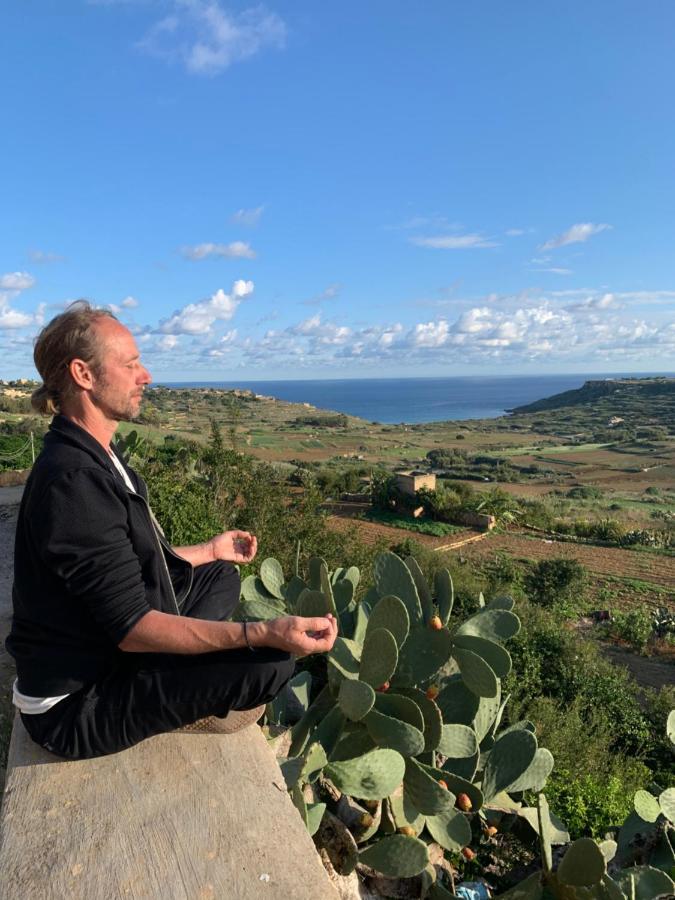 דירות Xagħra L'Gharix Temple Retreat מראה חיצוני תמונה